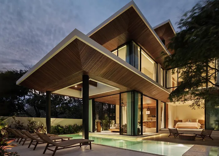 Azura Uluwatu Resort