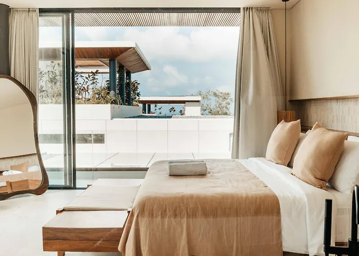 Resort Azura Uluwatu Denpasar