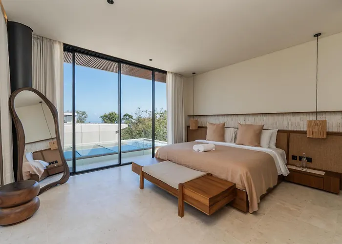Azura Uluwatu * Denpasar