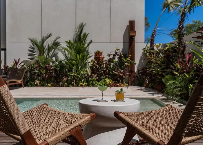 Azura Uluwatu *