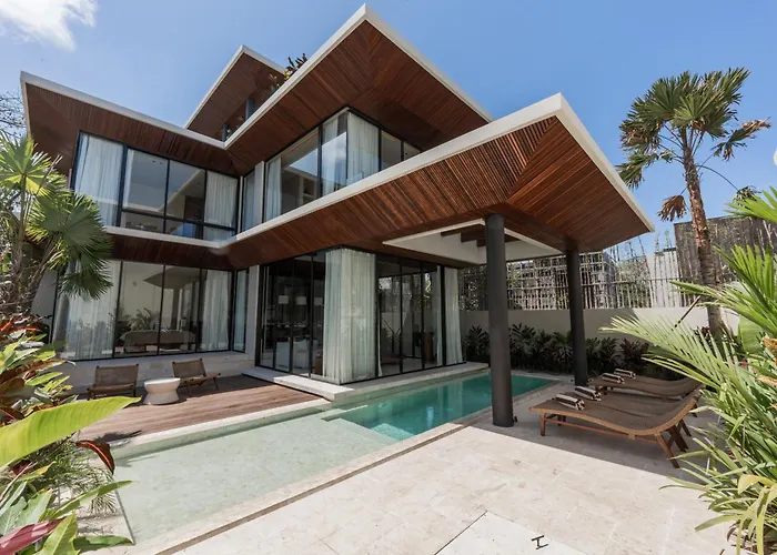 Azura Uluwatu Resort