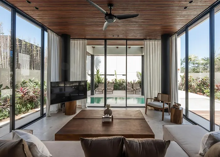 Azura Uluwatu Resort *