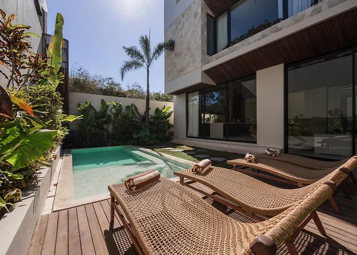 Azura Uluwatu Resort