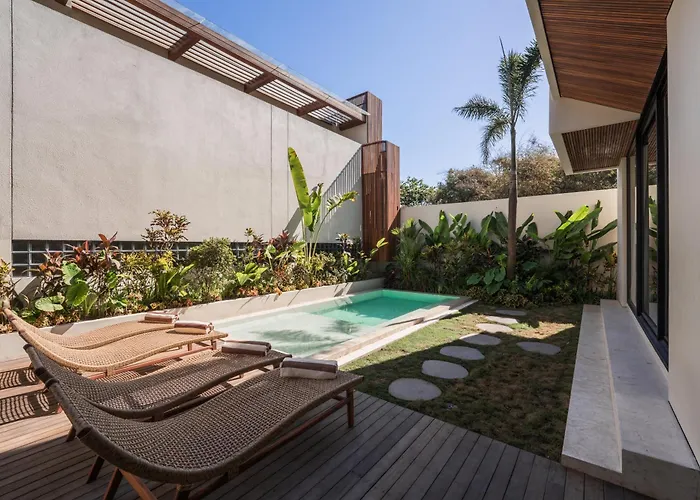 Resort Azura Uluwatu Denpasar